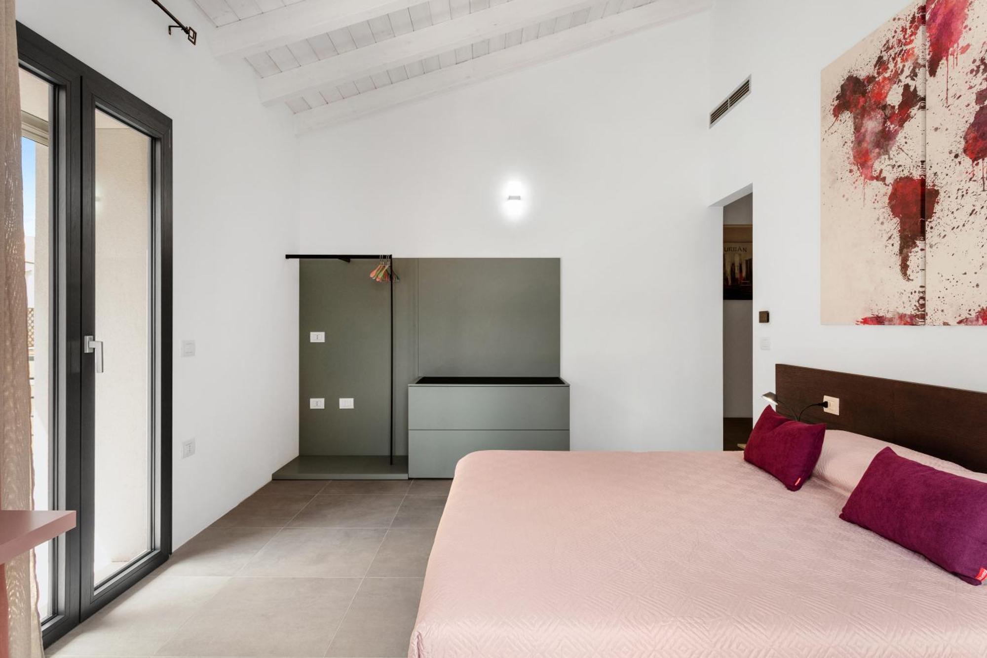 Double D House Bed & Breakfast Olbia Bagian luar foto